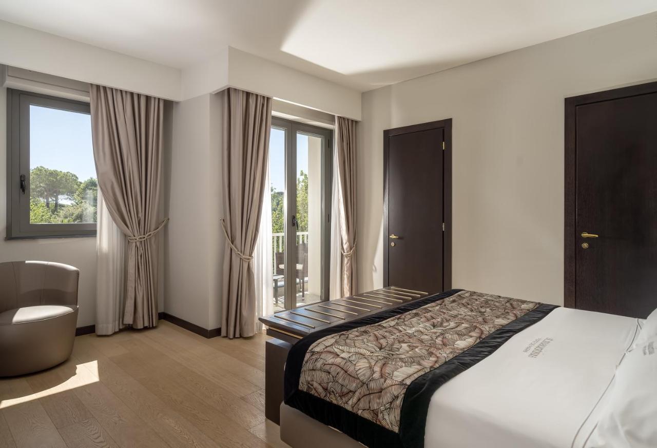 Hotel St.Mauritius フォルテ・デイ・マルミ エクステリア 写真